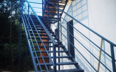 Scara Metalica cu Balustrada Bucuresti - Model 2