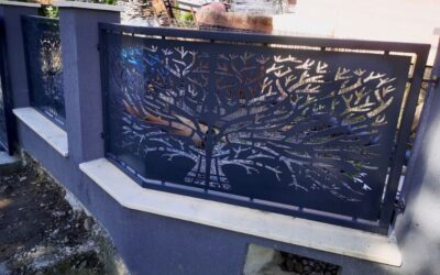 PANOU PE COLT TABLA DECUPATA