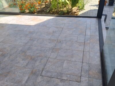 Ușă Vizitare Beci Placata Cu Gresie